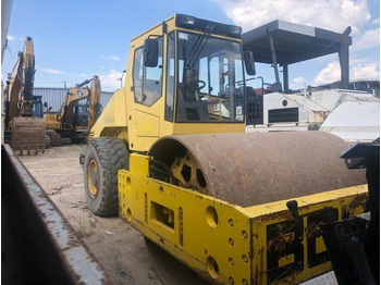 Compacteur à pieds de mouton/ Monocylindre BOMAG