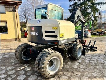 Pelle sur pneus Terex TW70: photos 5