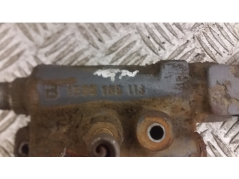 Valve de frein pour Tracteur agricole Ford New Holland 7840 40 And Ts Series Trailer Brake Valve 81874969, 1535108113: photos 5