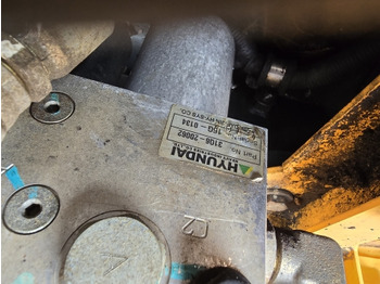 Hydraulique Hyundai Hx220l Hydraulic Priority Valve 31q6-20062: photos 2