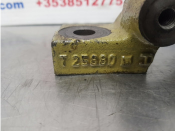 Boîte de vitesse John Deere 3130, 3030, 3120 Transmission Bracket Support T25880, Al29648: photos 2