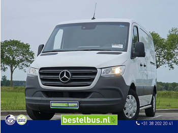 Fourgon utilitaire MERCEDES-BENZ Sprinter 311