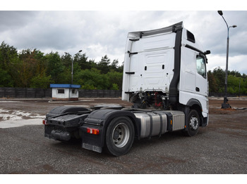 Tracteur routier Mercedes-Benz Actros 5 1845 BigSpace Max tanks: photos 4