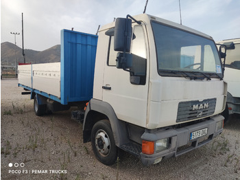Camion plateau MAN L2000: photos 3 Camion plateau MAN L2000: photos 3