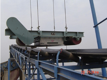 Bande transporteuse neuf Kinglink B800 Magnetic Separator for remove iron and steels: photos 3