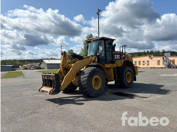 Chargeuse sur pneus CATERPILLAR 972K