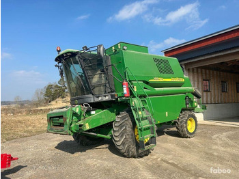 Moissonneuse-batteuse JOHN DEERE WTS Series