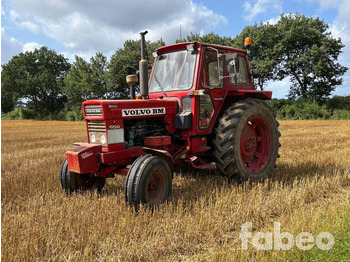 Tracteur agricole VOLVO