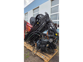 Grue auxiliaire HIAB