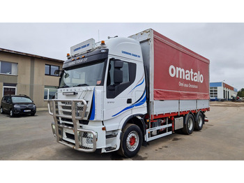 Camion à rideaux coulissants IVECO Stralis