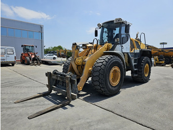 Chargeuse sur pneus LIEBHERR L 550