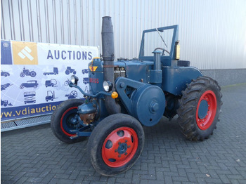 Tracteur agricole URSUS