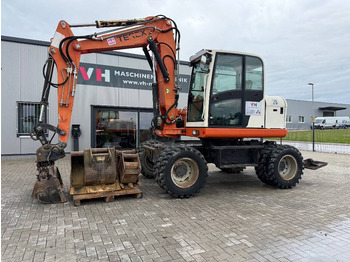 Pelle sur pneus TEREX