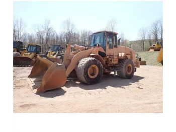 Chargeuse sur pneus CATERPILLAR 950G