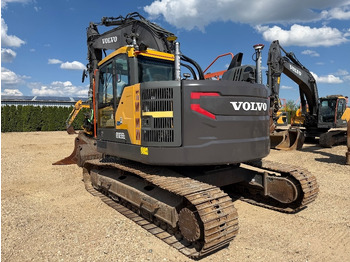 Pelle sur chenille Volvo ECR 235 EL: photos 4