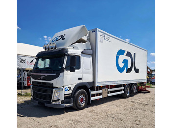 Camion frigorifique VOLVO FM