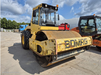 Compacteur à pieds de mouton/ Monocylindre BOMAG