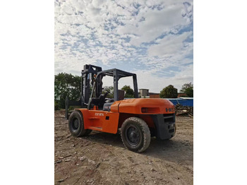 Chariot élévateur diesel HELI