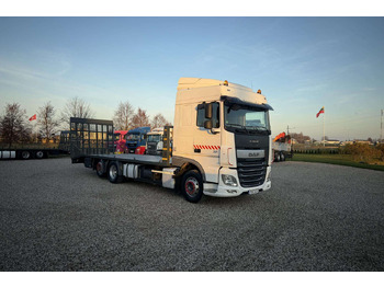 Camion porte-voitures DAF XF 460