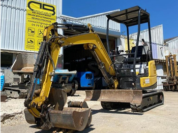 Mini pelle YANMAR VIO 17