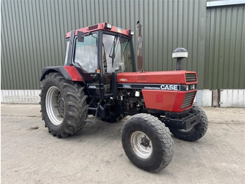 Tracteur agricole CASE IH