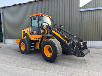 Valet de ferme JCB