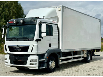 Camion isothermique MAN TGM 12.250 / TGL / IZOTERMA / WINDA / 18 EUROPALET / SYPIALKA / 2018: photos 2