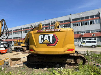 Pelle sur chenille CAT 323GC: photos 2