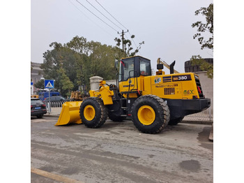 Chargeuse sur pneus KOMATSU WA380