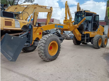 Niveleuse XCMG GR2153