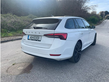 Voiture SKODA OCTAVIA: photos 4