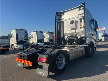 Tracteur routier Iveco S-WAY 500: photos 4