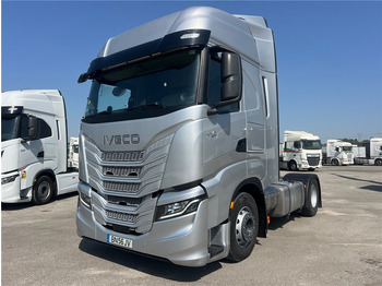 Tracteur routier IVECO S-WAY