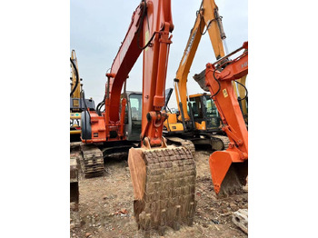 Hitachi ZX135 en leasing occasion Hitachi ZX135: photos 5