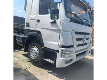 Tracteur routier Howo 371: photos 3