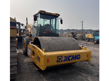 Compacteur à pieds de mouton/ Monocylindre XCMG XS223J