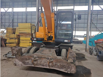 Pelle sur pneus HYUNDAI 210W-7: photos 3 Pelle sur pneus HYUNDAI 210W-7: photos 3