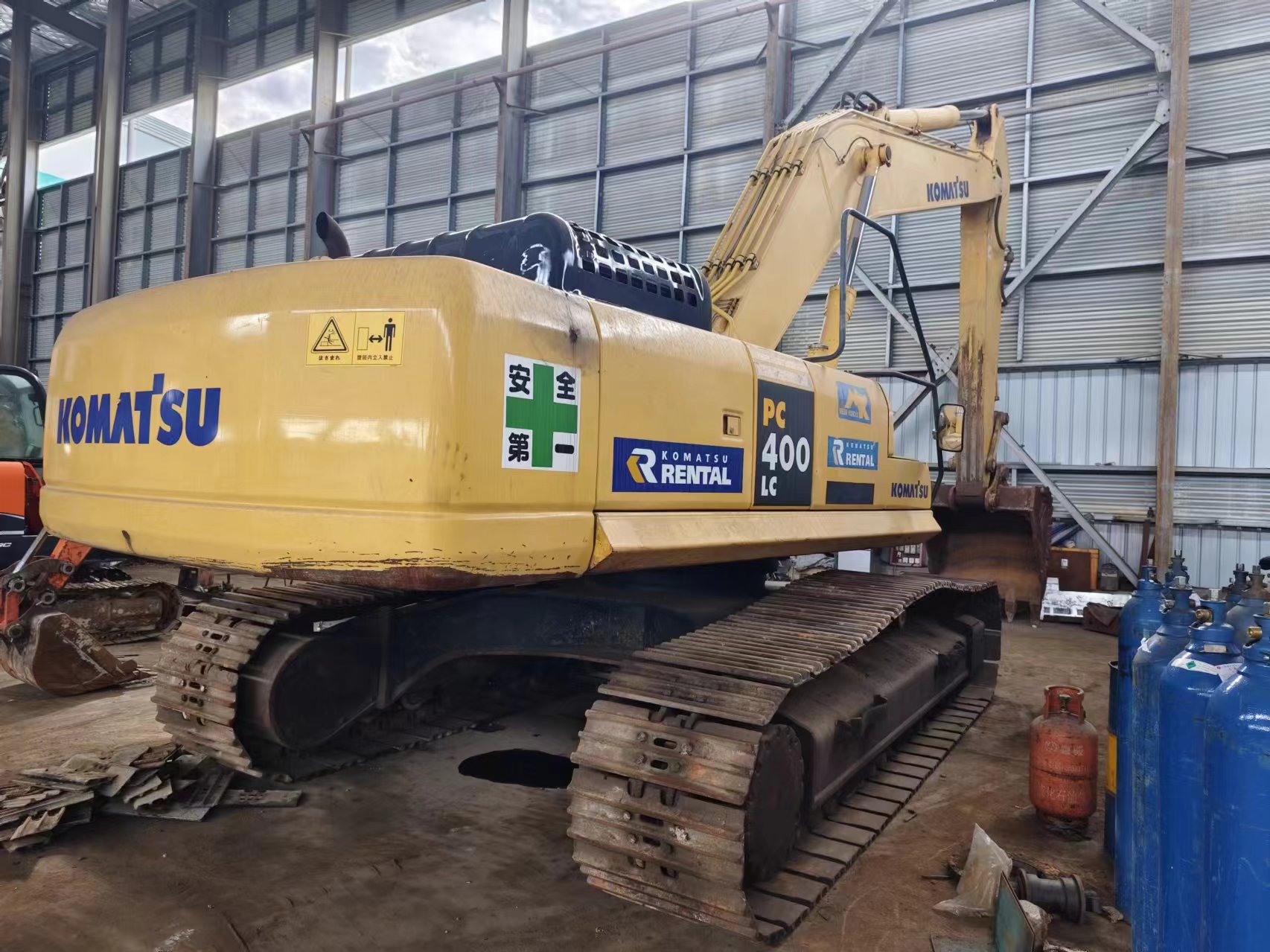 Pelle sur chenille KOMATSU PC400-7