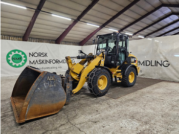 Chargeuse sur pneus CATERPILLAR 908M