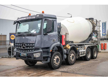 Camion malaxeur LIEBHERR