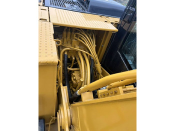 Pelle sur chenille CAT 312D2GC: photos 3