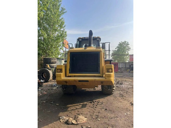 Chargeuse sur pneus CATERPILLAR 966