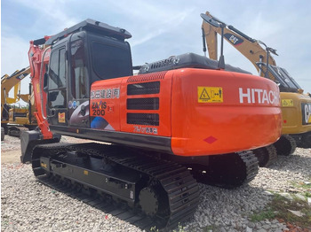 Pelle sur chenille HITACHI ZX200