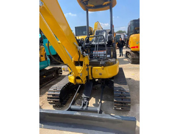 Mini pelle Komatsu PC 35: photos 4