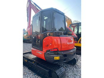 Pelle sur chenille KUBOTA