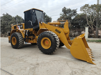 Chargeuse sur pneus CATERPILLAR 966H