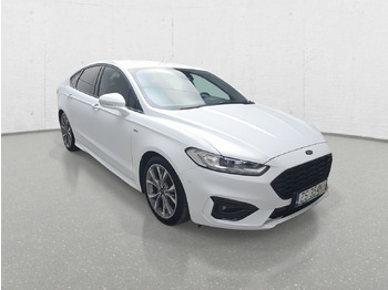 Voiture FORD