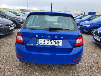 Voiture à hayon SKODA FABIA HATCHBACK: photos 5