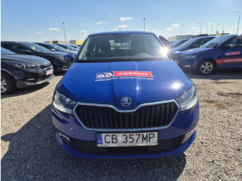 Voiture à hayon SKODA FABIA HATCHBACK: photos 2