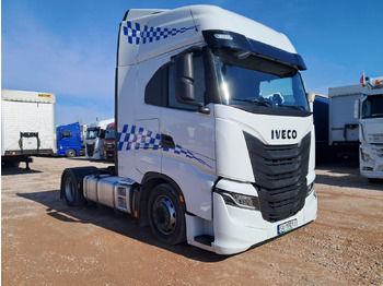Tracteur routier IVECO